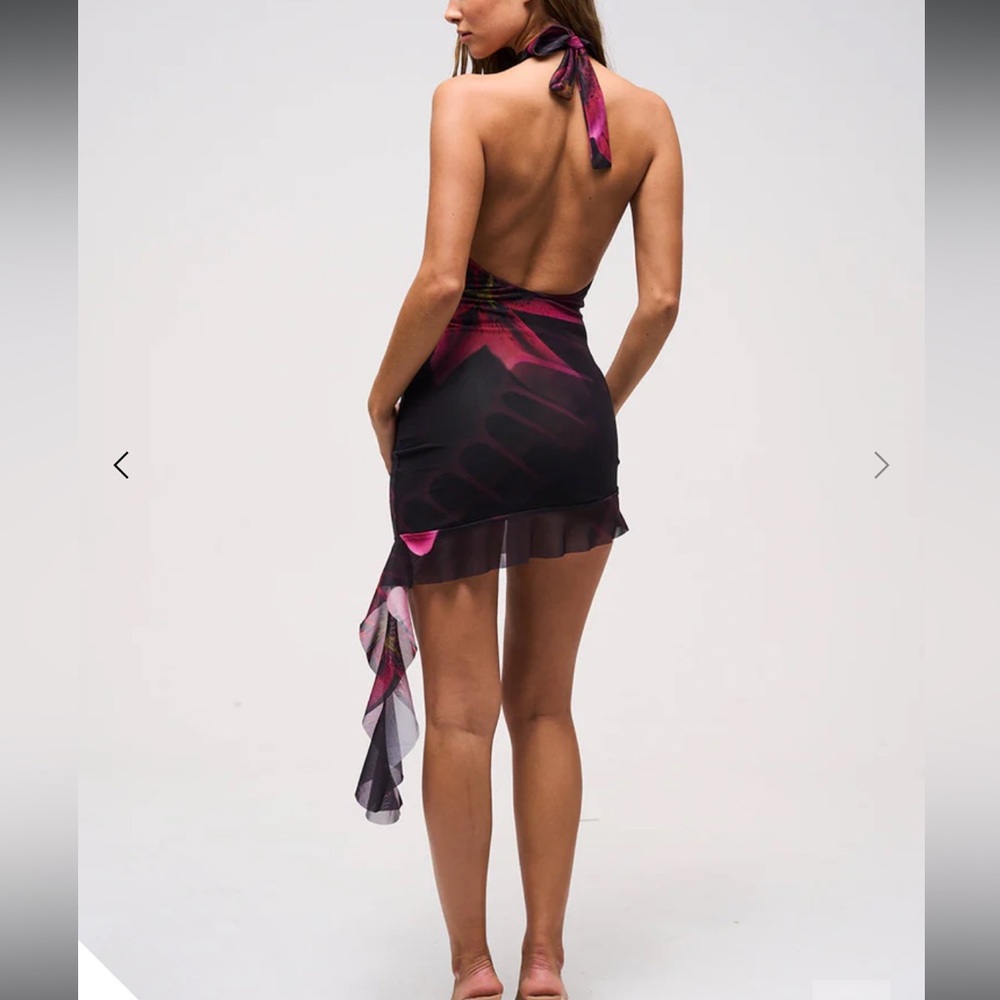 Murci Black Floral Keyhole Mini Dress - Picture 2 of 5